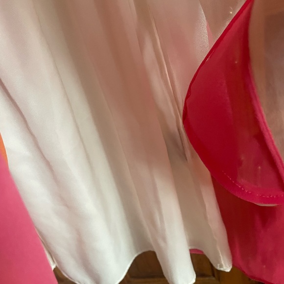 Bebe sleeveless, pullover color block dress - Picture 4 of 9